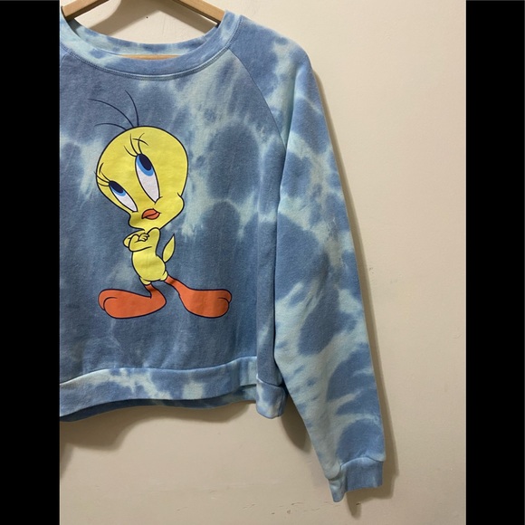 SOLD——————-Looney Tunes Tweety Bird Pullover Sweatshirt Tie Dye XXL - Picture 4 of 10